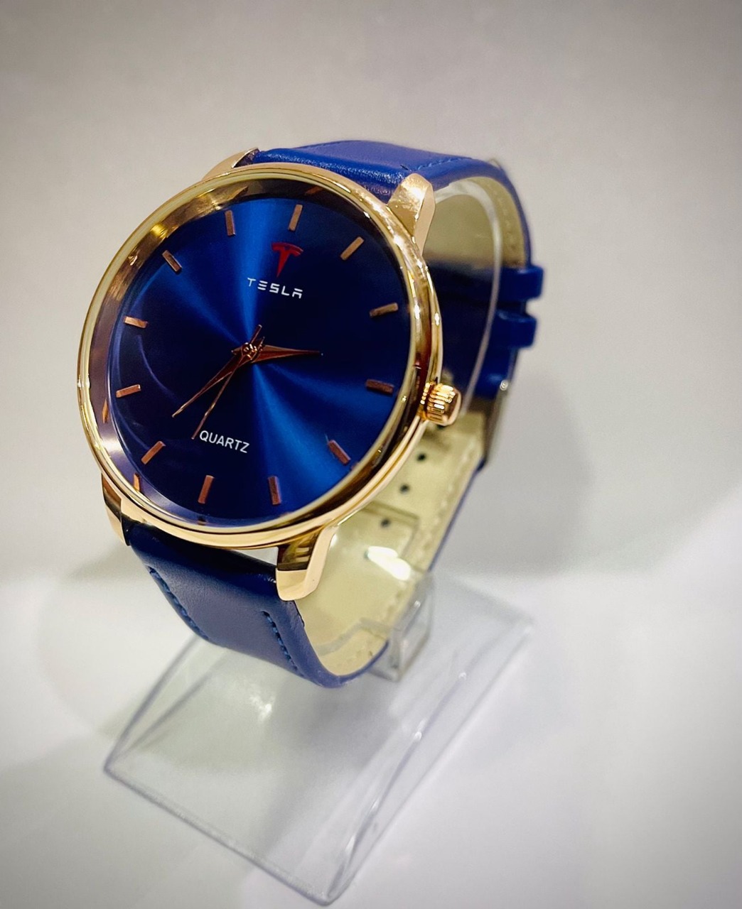 Stylish Tesla Luxury Fashion Watch